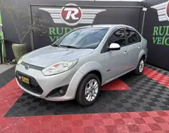 FORD FIESTA 1.6 MPI CLASS SEDAN 8V FLEX 4P MANUAL FORD FIESTA 1.6 MPI CLASS SEDAN 8V FLEX 4P MANUAL