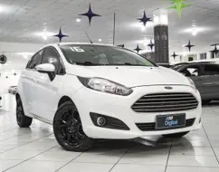 FORD FIESTA 1.6 SE HATCH 16V FLEX 4P POWERSHIFT FORD FIESTA 1.6 SE HATCH 16V FLEX 4P POWERSHIFT