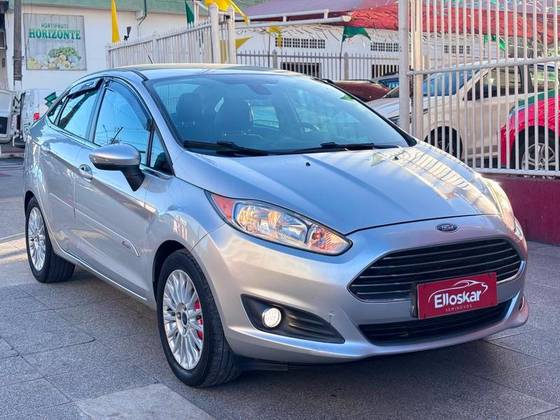 FORD FIESTA 1.6 TITANIUM SEDAN 16V FLEX 4P POWERSHIFT