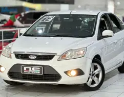 FORD FOCUS 1.6 GL 16V FLEX 4P MANUAL FORD FOCUS 1.6 GL 16V FLEX 4P MANUAL