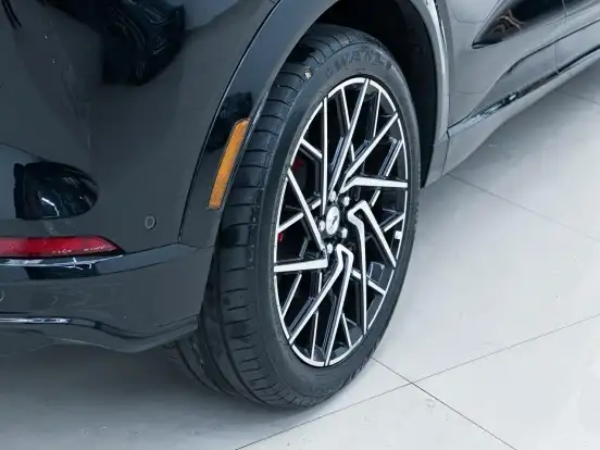 FORD-MUSTANG MACH-e-2023