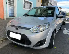 FORD FIESTA 1.0 ROCAM SE 8V FLEX 4P MANUAL FORD FIESTA 1.0 ROCAM SE 8V FLEX 4P MANUAL