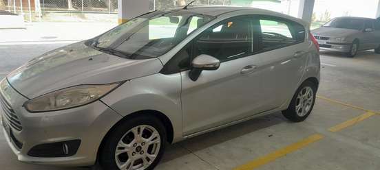 FORD-FIESTA-2014