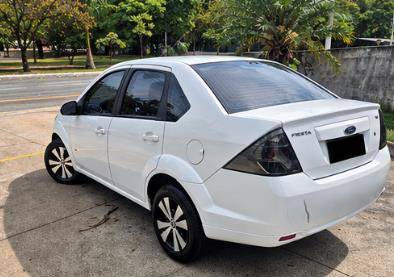 FORD FIESTA 1.6 SE SEDAN 16V FLEX 4P MANUAL