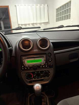 FORD-KA-2009