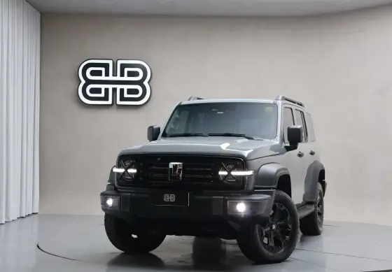 GWM TANK 300 2.0 HI4-T PHEV 4X4 9HAT