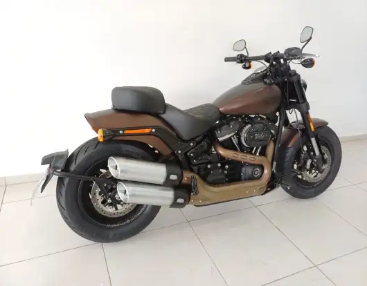 HARLEY-DAVIDSON-SOFTAIL FAT BOB 114-2019