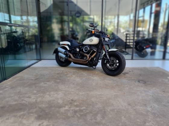 HARLEY-DAVIDSON SOFTAIL FAT BOB 107 