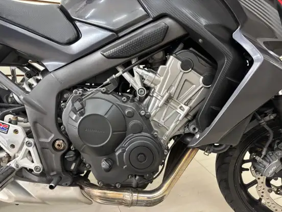 HONDA-CB 650 F-2015