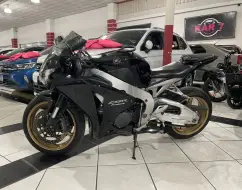 HONDA CBR 1000RR FIREBLADE HONDA CBR 1000RR FIREBLADE
