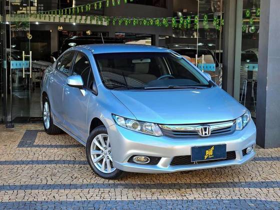 HONDA CIVIC 1.8 LXS 16V FLEX 4P AUTOMÁTICO
