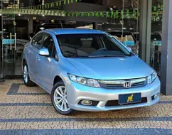 HONDA CIVIC 1.8 LXS 16V FLEX 4P AUTOMÁTICO HONDA CIVIC 1.8 LXS 16V FLEX 4P AUTOMÁTICO