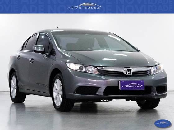 HONDA CIVIC 1.8 LXS 16V FLEX 4P AUTOMÁTICO