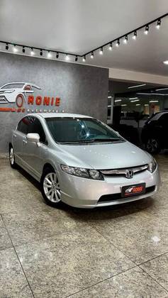 HONDA CIVIC 1.8 LXS 16V FLEX 4P AUTOMÁTICO