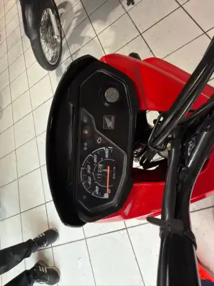 HONDA-POP 110i ES-2025