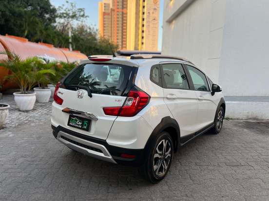 HONDA-WR-V-2017