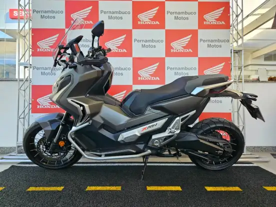 HONDA-X-ADV-2020