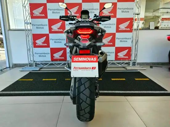 HONDA-X-ADV-2020