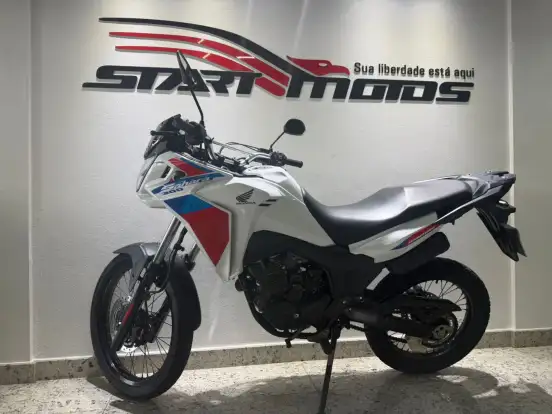 HONDA-XRE 300 SAHARA-2024