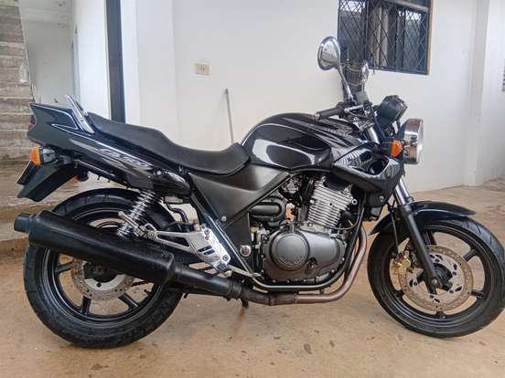 HONDA-CB 500-2001