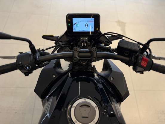 HONDA-CB 500 HORNET-2025