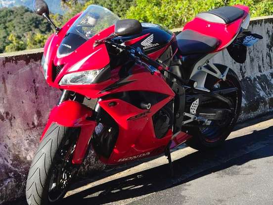 HONDA-CBR 600RR HONDA-CBR 600RR-2010