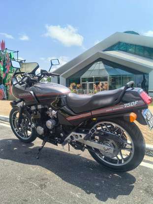HONDA-CBX 750 FOUR-1988
