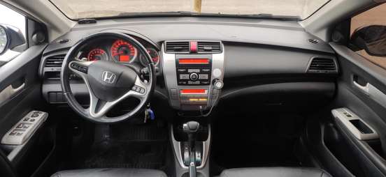 HONDA-CITY-2010