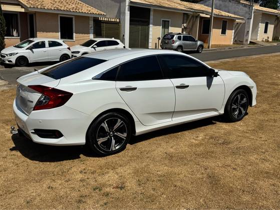 HONDA CIVIC 1.5 16V TURBO GASOLINA TOURING 4P CVT