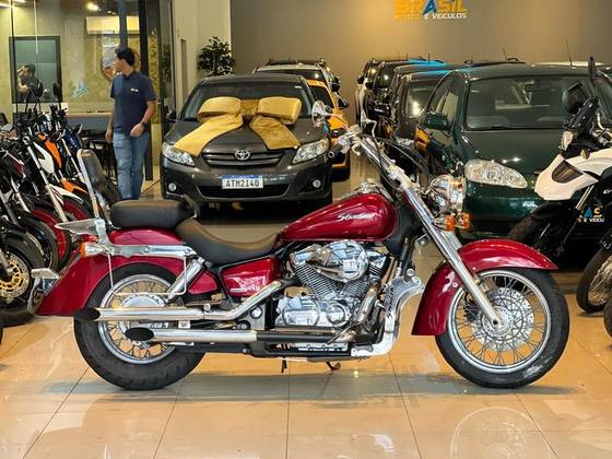 HONDA SHADOW 750 