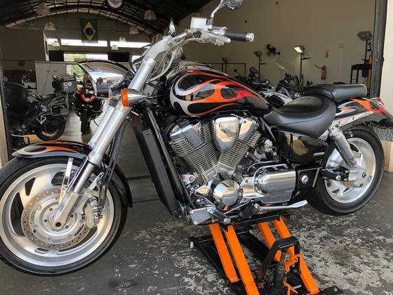 HONDA VTX 1800C 