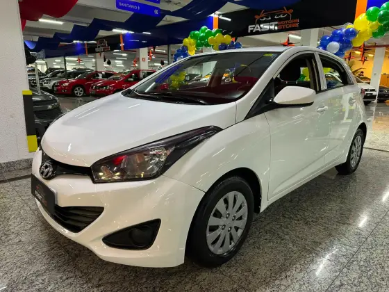 HYUNDAI HB20 1.0 COMFORT 12V FLEX 4P MANUAL