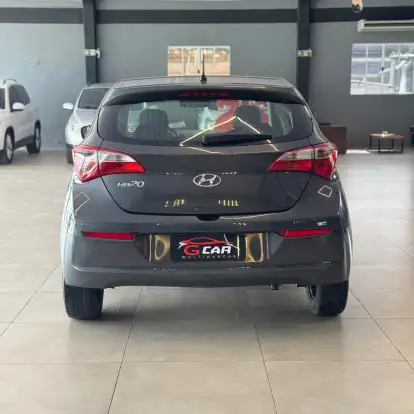 HYUNDAI-HB20-2017