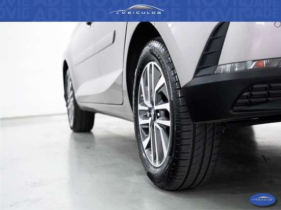 HYUNDAI-HB20-2023