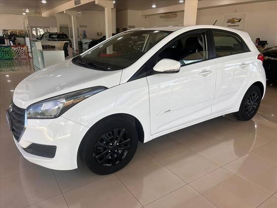 HYUNDAI HB20 1.0 COMFORT 12V FLEX 4P MANUAL