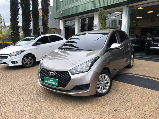 HYUNDAI HB20 1.6 COMFORT PLUS 16V FLEX 4P AUTOMÁTICO