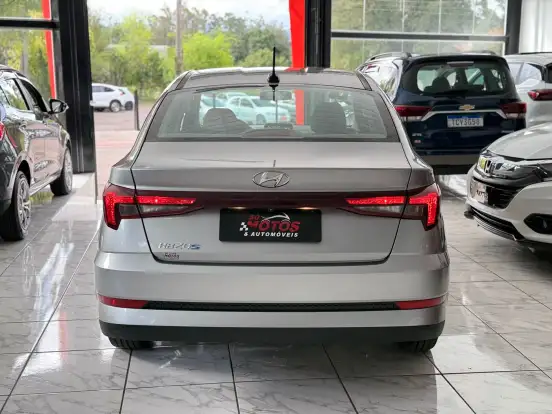 HYUNDAI-HB20S-2025