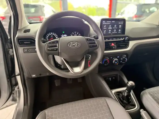 HYUNDAI-HB20S-2025
