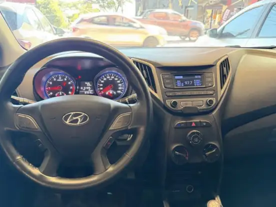 HYUNDAI-HB20S-1.0 COMFORT PLUS 12V FLEX 4P MANUAL HYUNDAI-HB20S-2019
