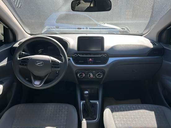 HYUNDAI-HB20S-2024