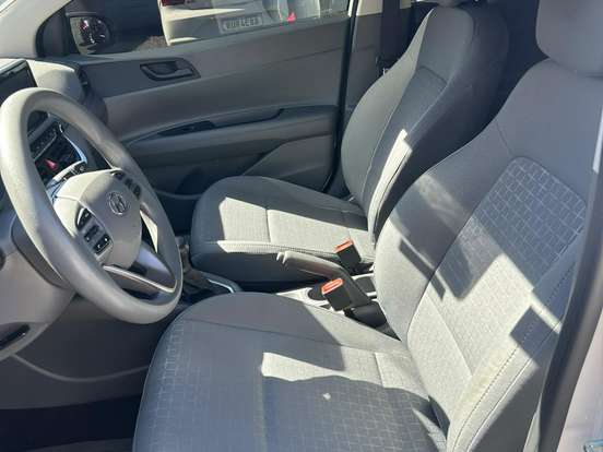 HYUNDAI-HB20S-1.0 12V FLEX COMFORT PLUS MANUAL HYUNDAI-HB20S-2024
