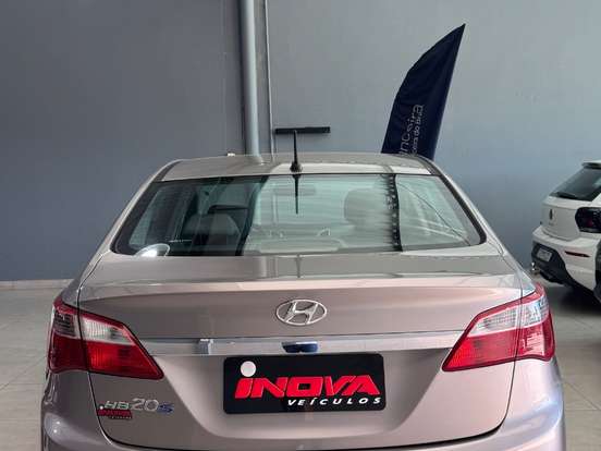 HYUNDAI-HB20S-1.0 UNIQUE 12V FLEX 4P MANUAL HYUNDAI-HB20S-2019