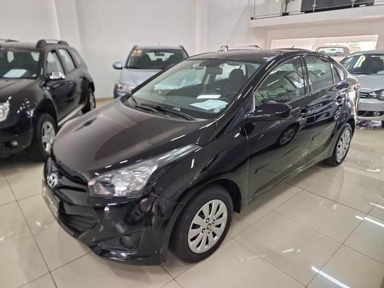 HYUNDAI HB20S 1.6 COMFORT PLUS 16V FLEX 4P MANUAL