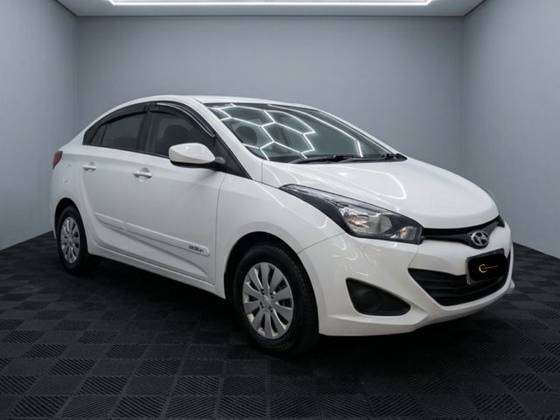 HYUNDAI HB20S 1.6 COMFORT PLUS 16V FLEX 4P MANUAL
