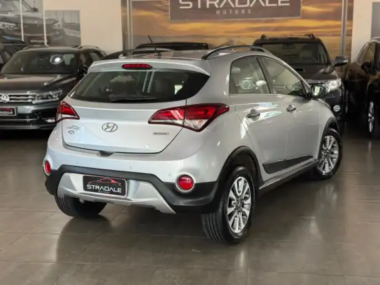 HYUNDAI-HB20X-1.6 16V PREMIUM FLEX 4P AUTOMÁTICO HYUNDAI-HB20X-2018