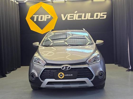 HYUNDAI HB20X 1.6 16V PREMIUM FLEX 4P AUTOMÁTICO