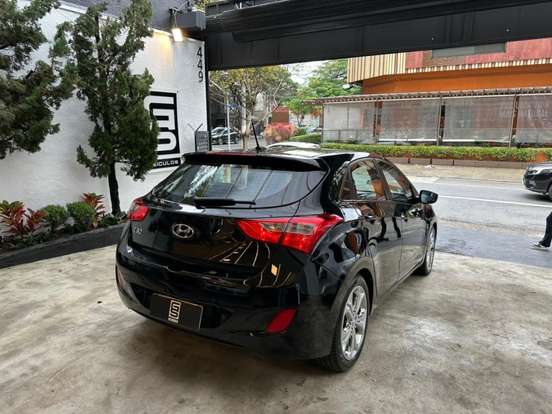 HYUNDAI-I30-2013
