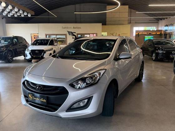 HYUNDAI I30 1.8 MPI 16V GASOLINA 4P AUTOMATICO