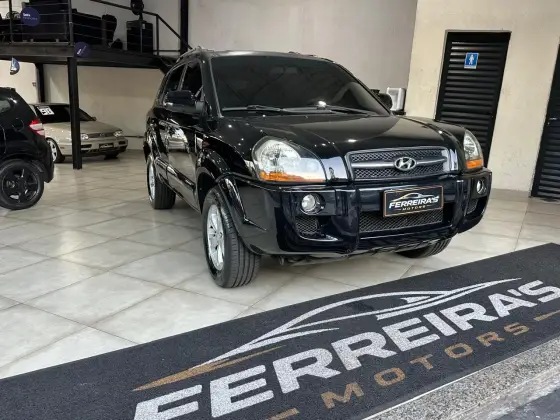 HYUNDAI TUCSON 2.0 MPFI GLS 16V 143CV 2WD GASOLINA 4P AUTOMÁTICO