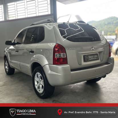HYUNDAI-TUCSON-2011